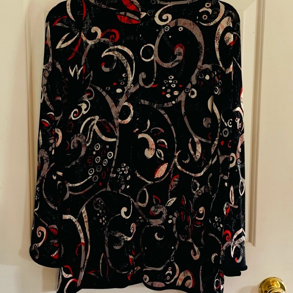 Chico’s Traveler’s jacket size 2 large (40” bust 25” length) rare pattern! - Picture 2 of 5